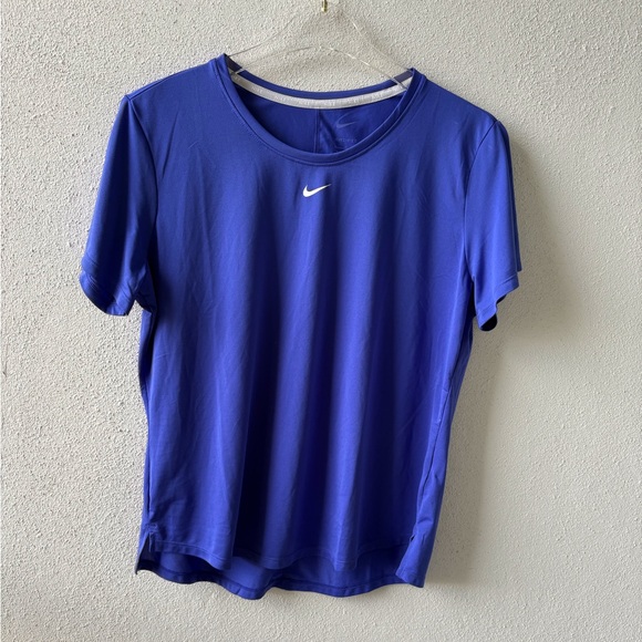 Nike Tops - Nike Dri Fit Short Sleeve Round Neck Blue Shirt Women‎ Large Activewear Workout